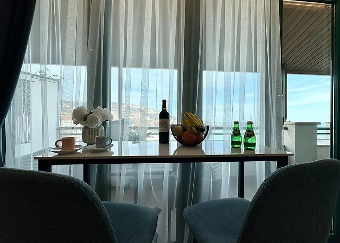 Dream Sea Apartment *